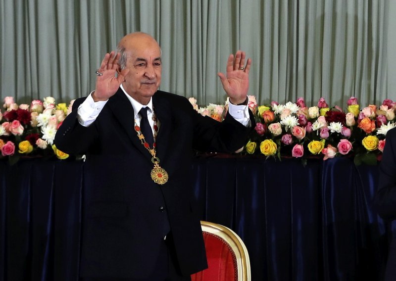 Novi alžirski predsjednik položio prisegu, oporba raspravlja kako odgovoriti