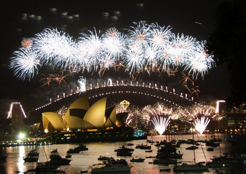 Širom svijeta traju pripreme za proslavu Nove godine