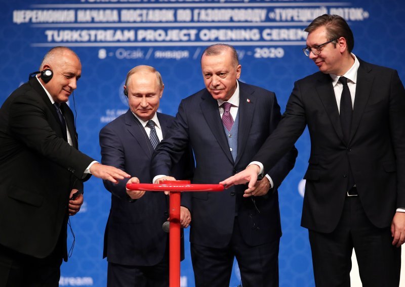 Erdogan i Putin svečano obilježili početak rada Turskog toka
