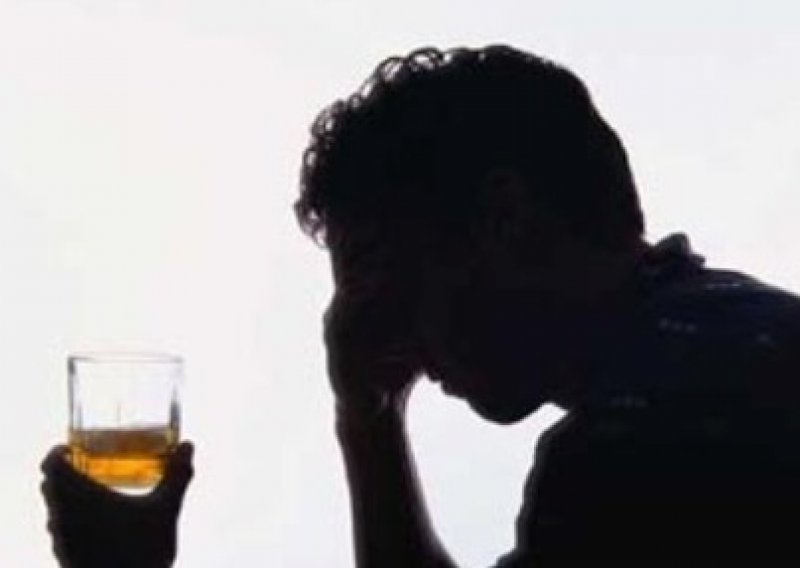 Alkoholičarima prijeti desetak vrsta karcinoma