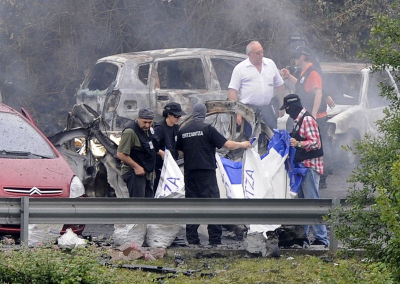 U bombaškom napadu u Baskiji poginuo policajac