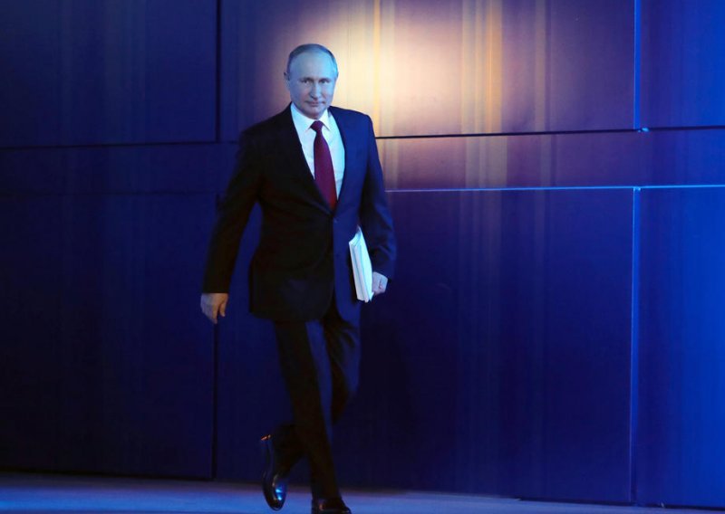 Putin otpustio ideologa 'putinizma'