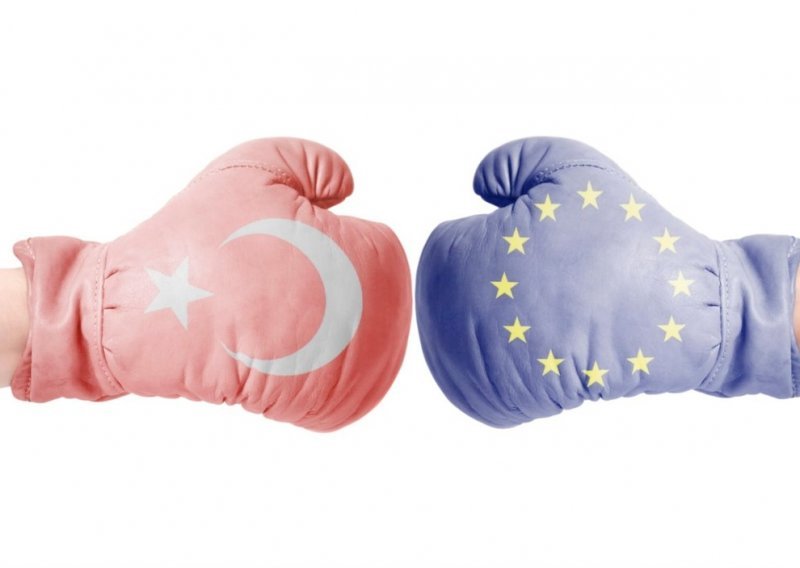 EU kažnjava Tursku i smanjuje pretpristupnu pomoć za 75 posto