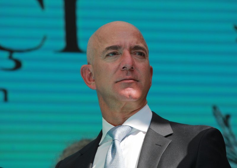 Aktivisti kritiziraju Bezosovu eko inicijativu: 'Amazon je napravio puno veću štetu'