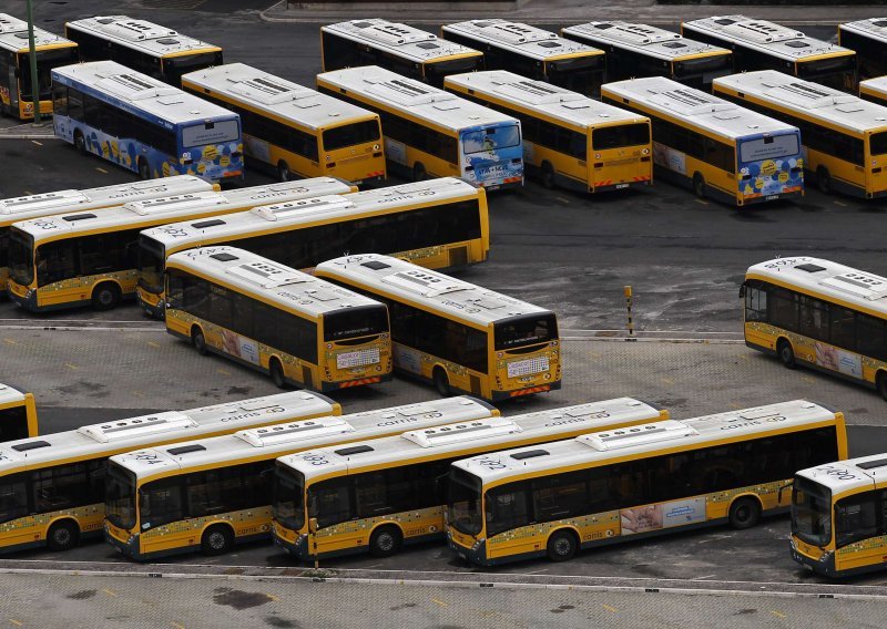 Mali prijevoznici bi autobusne linije dali na javni natječaj