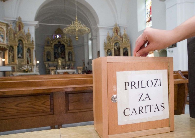 Kuću darovao Caritasu, a ona prazna propada