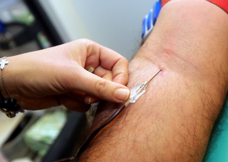 Zorić: Akcije darivanja krvi neće biti obustavljene, krvi uvijek treba