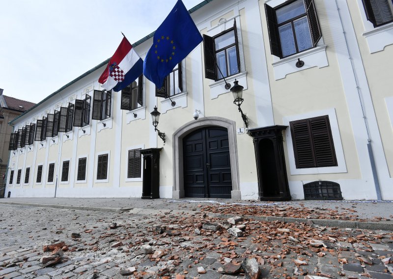 U potresu oštećene zgrade Hrvatskog sabora i Vlade, zaposlenicima javljeno da ne dolaze na posao