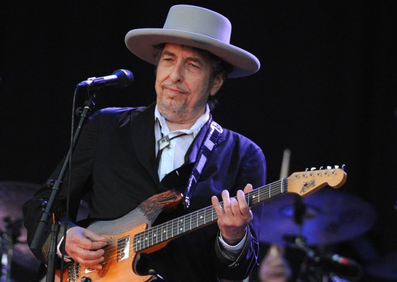 Nakon osam godina Bob Dylan objavio prvu autorsku pjesmu - i to o atentatu na JFK-a