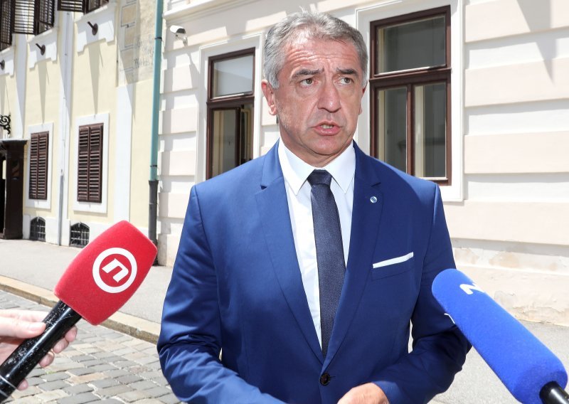 Milinović: Sasvim je jasno da imamo lokalnu transmisiju, prekjučer smo imali 0 slučajeva, danas 8