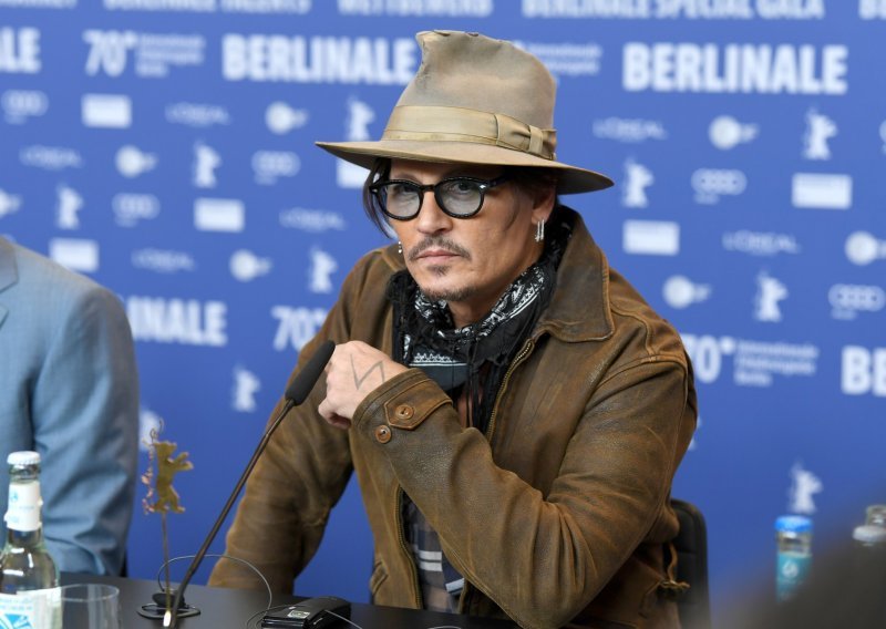 Prikladan naslov: Johnny Depp i Jeff Beck na svoj način obradili Lennonove pjesme 'Isolation'