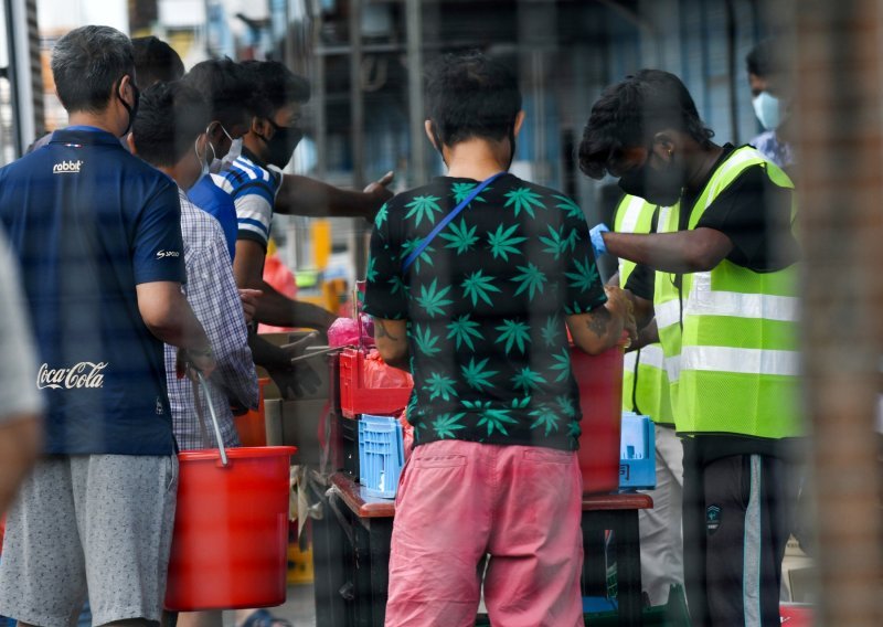 Singapur zbog pandemije želi osigurati više stambenog prostora za radnike migrante