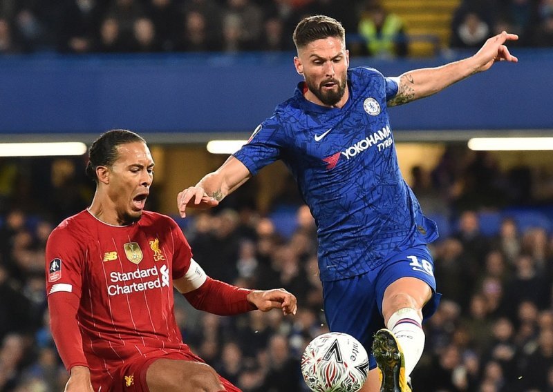 Iskusni napadač 'trune' na klupi Chelseaja, no klub ga ne želi prodati; Olivier Giroud ostaje na Stamford Bridgeu