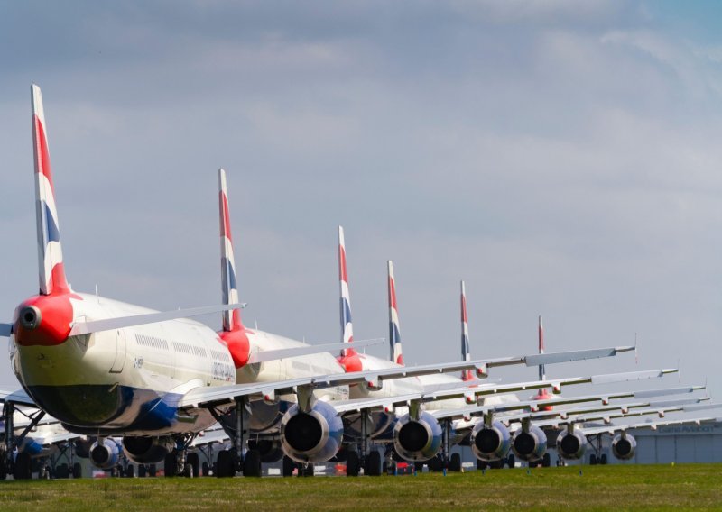 Vlasnik British Airwaysa razmatra tužbu protiv države zbog plana karantene