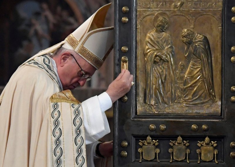 Papa otkrio da je nestrpljiv, sebičan i pomalo lijen