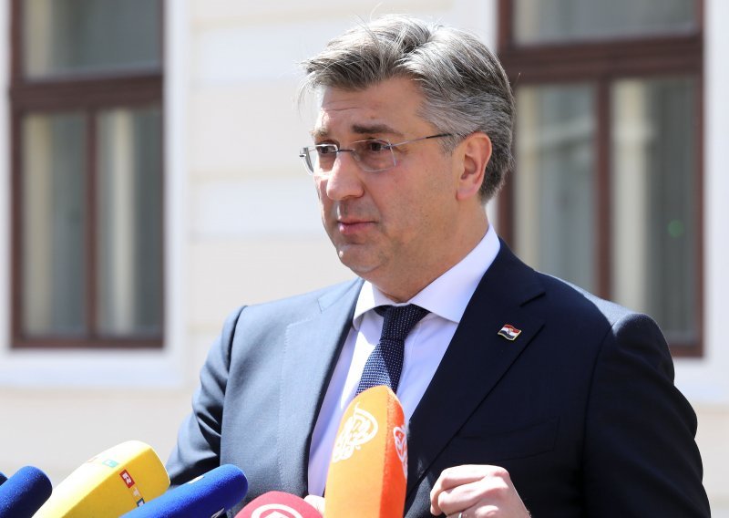 Plenković prihvatio Krstičevićevu ostavku: Damir je moj prijatelj, nije politički odgovoran, ali sve je primio vrlo teško