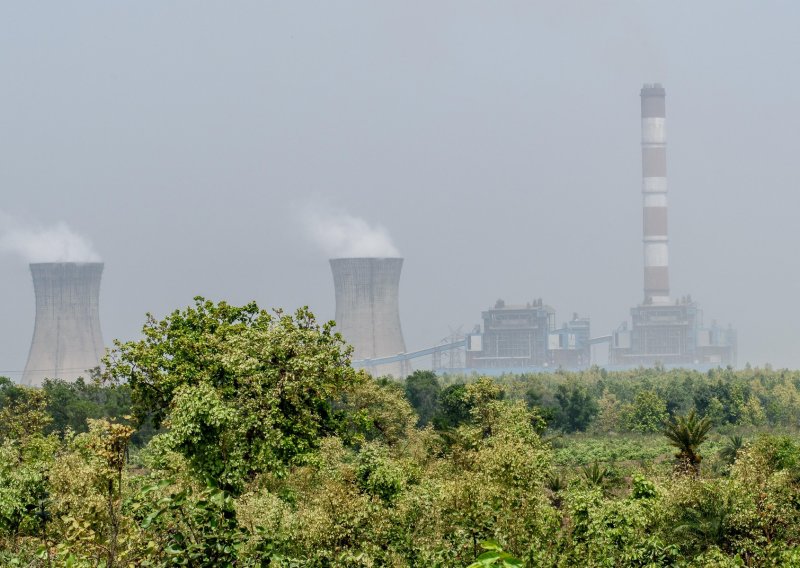 Indija bilježi prvi pad emisija CO2 nakon četiri desetljeća