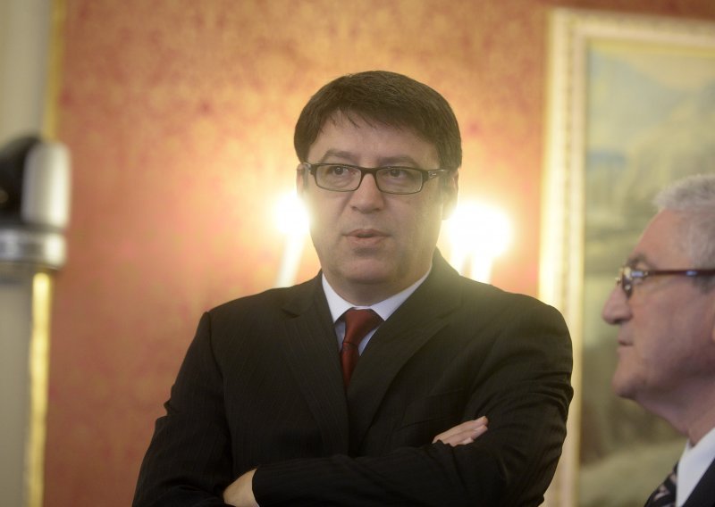 Neki je ismijavaju, ali je ministar Jovanović zadovoljan