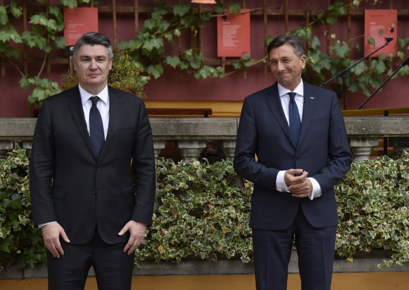 Pahor i Milanović sigurni da će Slovenci pohrliti na ljetovanje u Hrvatsku, kod nas imaju oko sto tisuća nekretnina i plovila