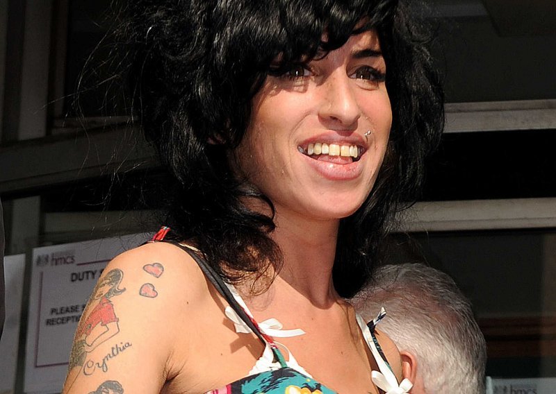 Amy Winehouse pomirila se s Blakeom