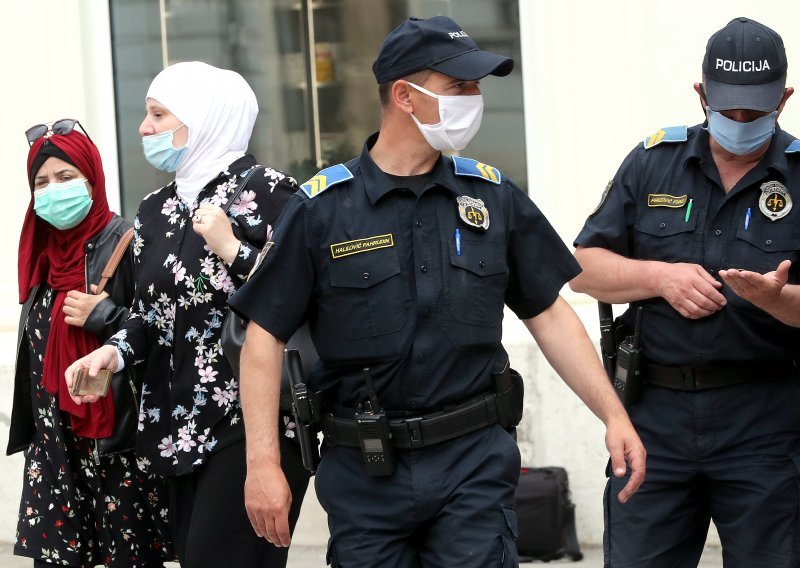 Policija blokirala centar Sarajeva zbog mise za žrtve Bleiburga