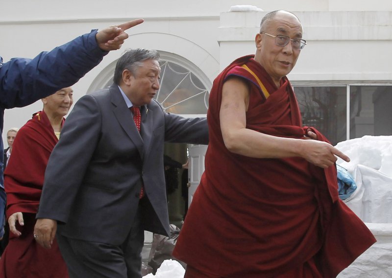Obama zbog Dalaj Lame ugrozio odnose s Kinom