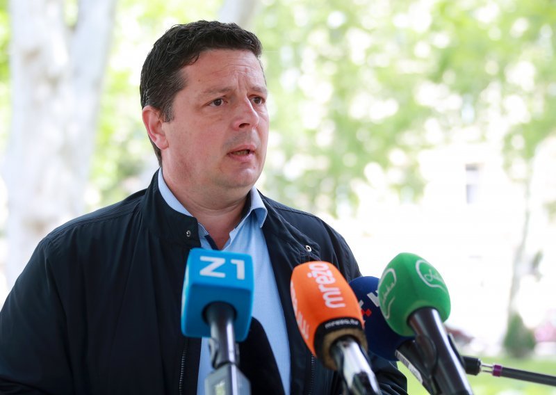 Šef zagrebačkog HNS-a: Bandić politikanski kalkulira s novim zaduženjem na štetu Zagrepčana