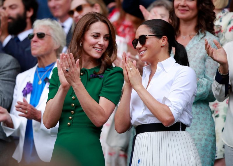 12 situacija kada su Kate Middleton i Meghan Markle prekršile stroga kraljevska pravila odijevanja
