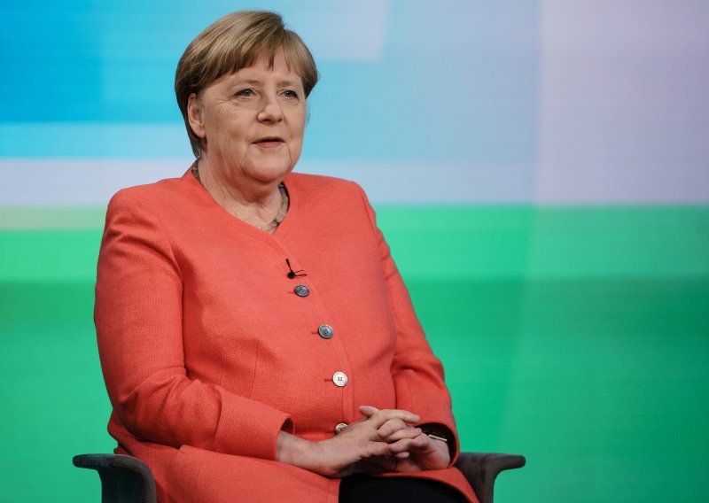 Saveznik Angele Merkel: Američka odluka o povlačenju vojske je 'neprihvatljiva'