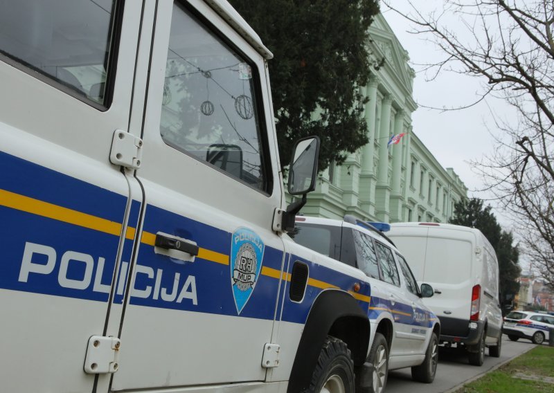 Velika policijska antinarko akcija u Osijeku: Po gradu racije, uhićeno devet dilera