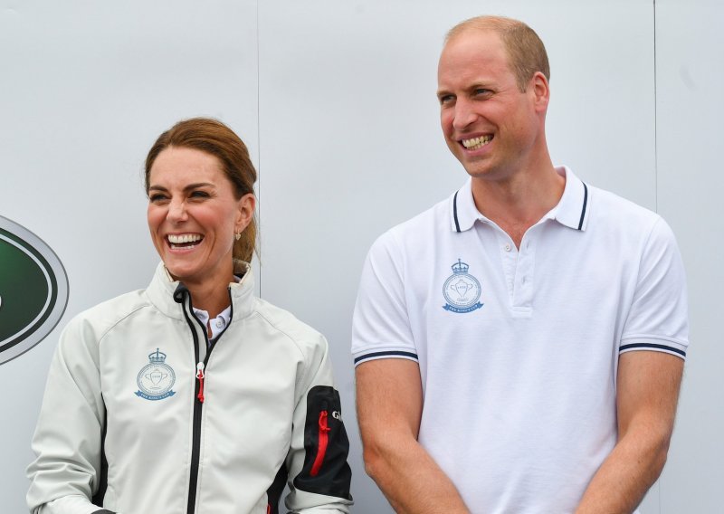 Pod povećalom: Svaki korak Kate Middleton i princa Williama pomno se nadgleda kako ne bi ponovili tuđe pogreške