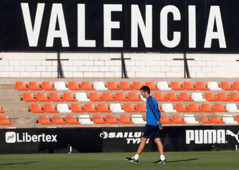Sramotan otkaz treneru u Španjolskoj zbog kojeg je sportski direktor kluba povukao potez koji je razotkrio pravo stanje u moćnom klubu
