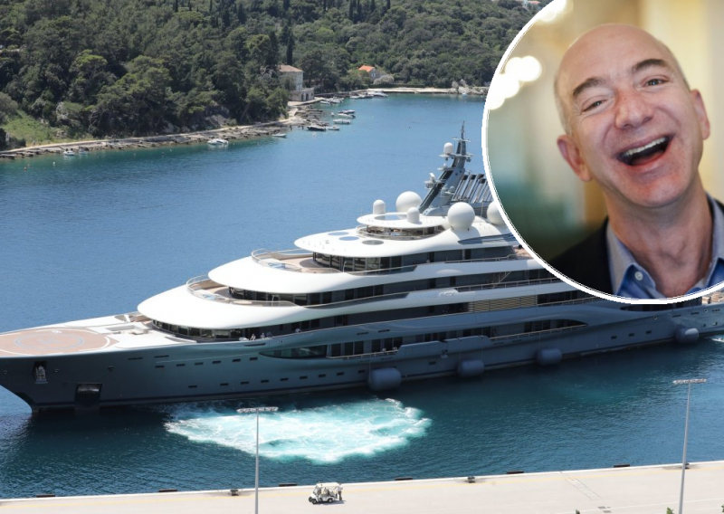 [FOTO] Najbogatiji čovjek na svijetu usidrio jahtu kod Dubrovnika, nije platio ni lipe