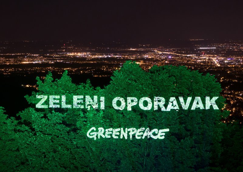 Pogledajte spektakularnu akciju Greenpeacea na Sljemenu; dvije stranke uskratile su im odgovore na predizbornu anketu