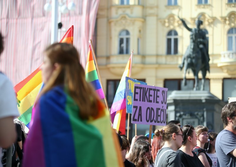 Zagreb Pride: Boji li se Malenica da bi u nedjelju HDZ izgubio poneki glas da je usluga e-vjenčanja uvedena i za životne partnere