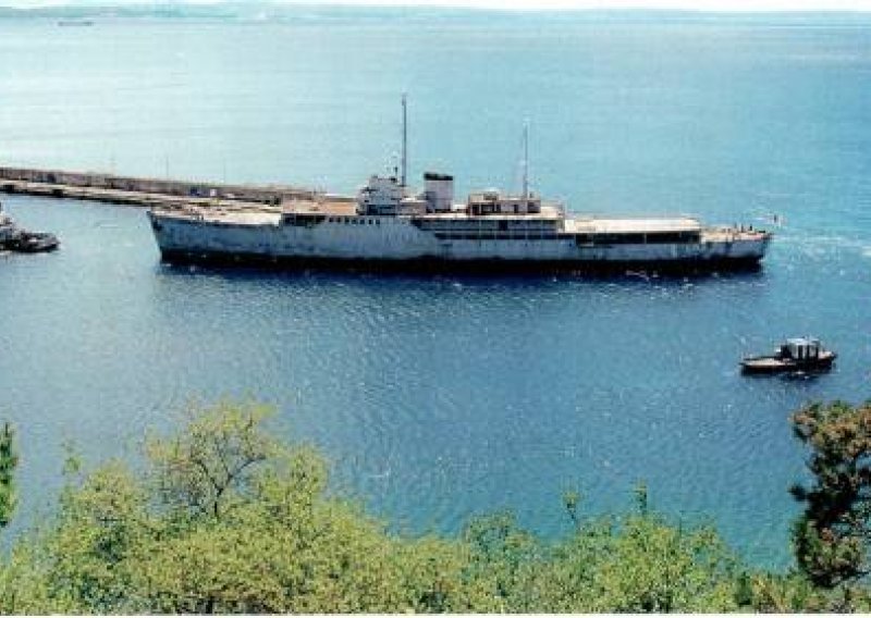 Obersnel daje bivši Titov brod Galeb u koncesiju