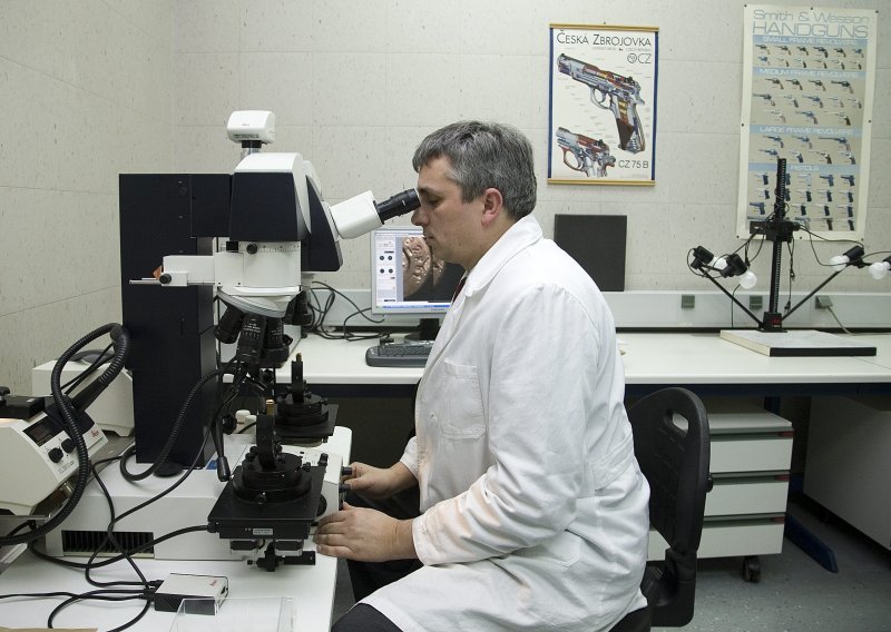 MUP-ov forenzički centar se uključio u istraživanje Covida-19, po jednom ispitivanju bit će prvi na svijetu