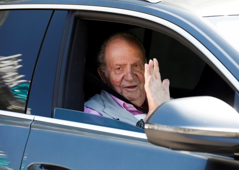 Španjolski kralj Juan Carlos utočište našao u luksuznom hotelu u Abu Dhabiju?