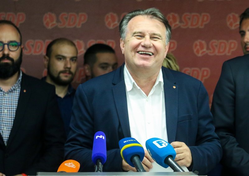 Sarajevski dogovor: Oporbene stranke idu zajedno na lokalne izbore, ciljaju i na Mostar