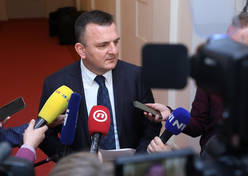 Predsjednik splitskog HDZ-a Petar Škorić pozitivan na koronavirus