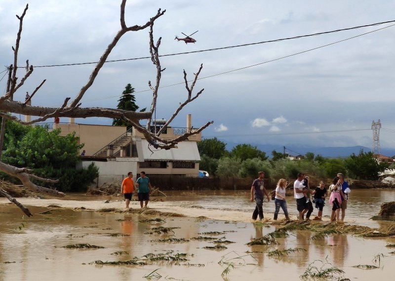 Poplave i bujice na grčkom otoku Evia odnijele pet života