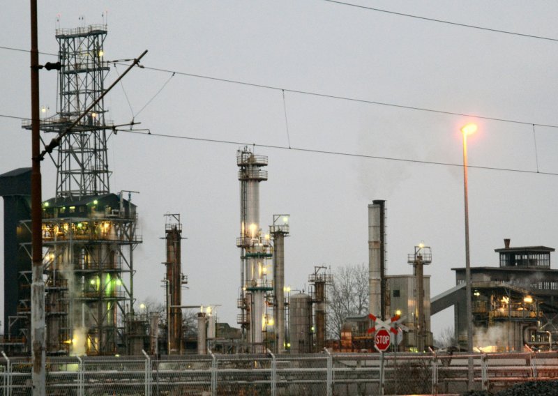 Rafinerija u Sisku će nakon otkaza prepoloviti broj zaposlenih