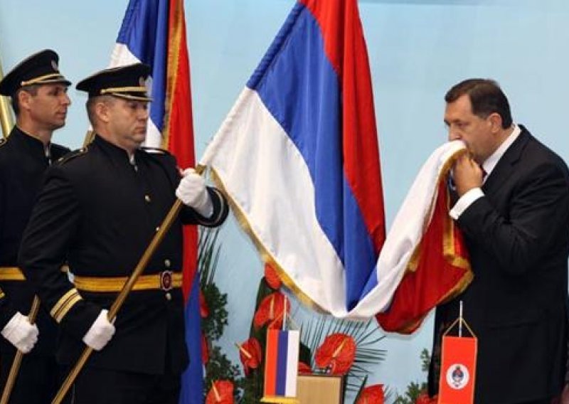 Dodik: Svijet ponižava Srbe na Kosovu