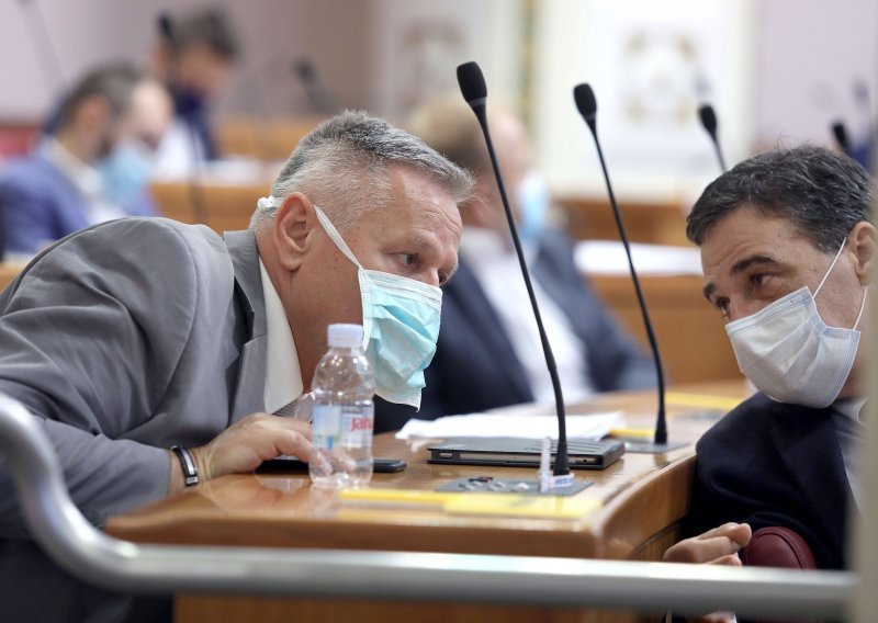 Aktualno prijepodne u Saboru: Zastupnici postavljaju pitanja Plenkoviću i ministrima