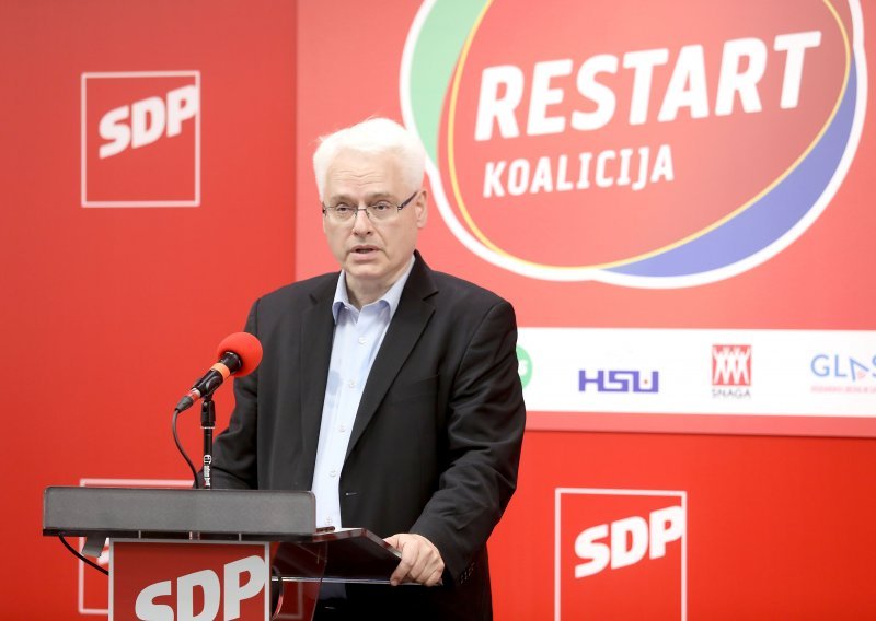 Josipović: Događalo se da se kao predsjednik trebam naći s osobom X i onda od SOA-e dobijem informacije o kontaminiranima pojedincima