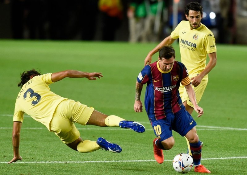 'Žuta podmornica' potopljena na Nou Campu; Barcelona u prvih 45 minuta zabila četiri gola i riješila utakmicu