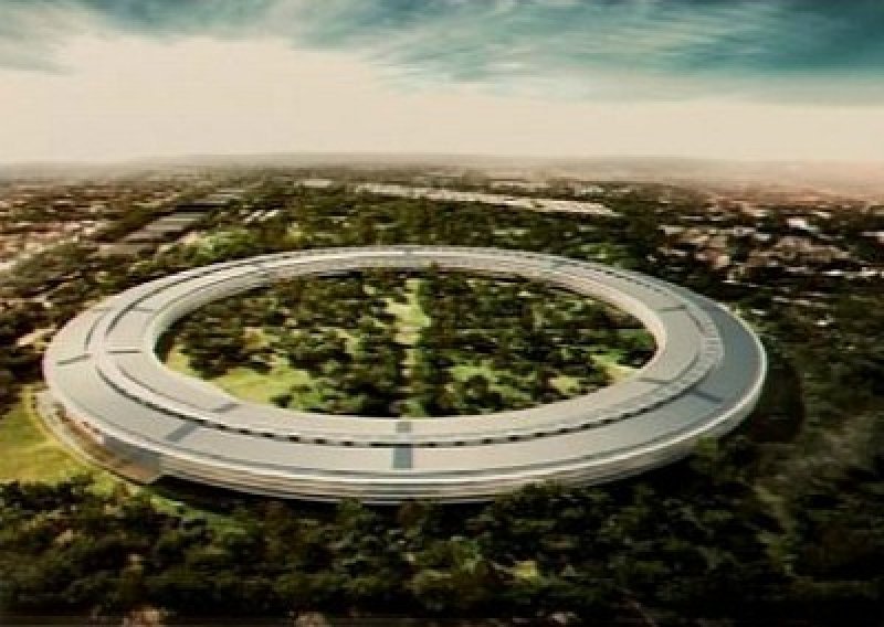Steve Jobs gradi zgradu u obliku svemirskog broda