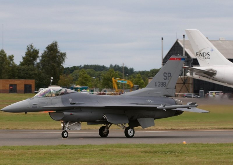 Nazire se vrijednost ponude za kupnju američkih lovaca F-16