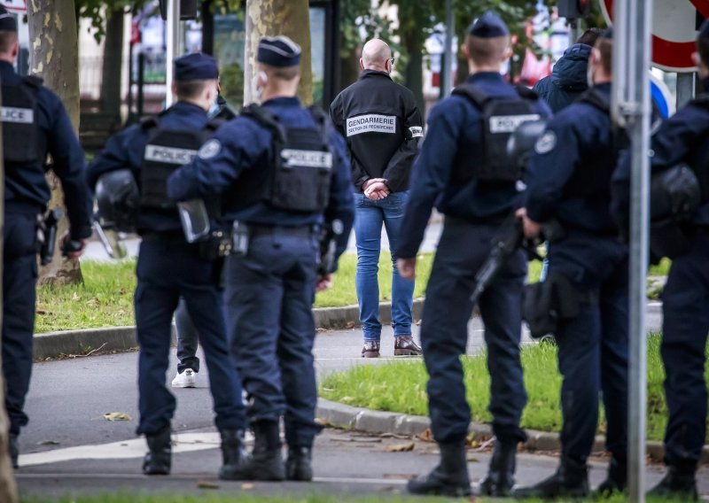 Još sedmero ljudi uhićeno zbog ubojstva francuskog nastavnika