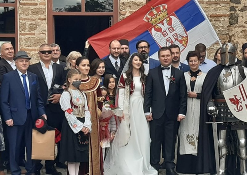 Makedonski političari doktorirali vjenčanja u doba korone: Jedan se oženio u manastiru na Kosovu, drugi cijelu svadbu preselio u Istanbul!